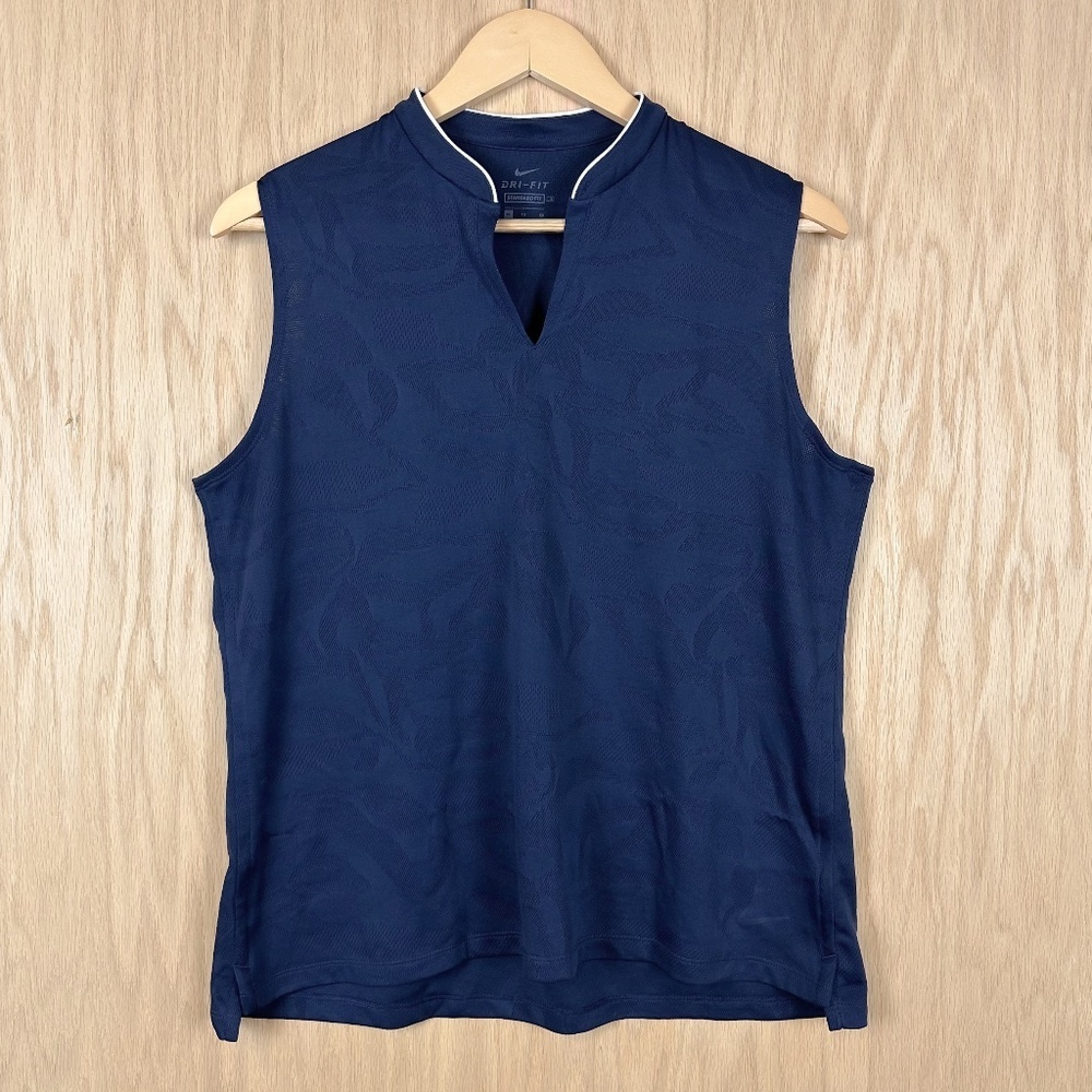 Nike Dri-FIT Standard Fit Sleeveless Golf Top